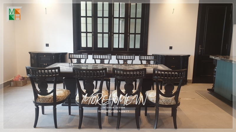 Thi công bộ bàn ăn 8 ghế gỗ tự nhiên có đệm phong cách indochine ấn tượng bởi các chi tiết hoàn hảo, thẩm mỹ và sử dụng tiện lợi cho quá trình ăn uống